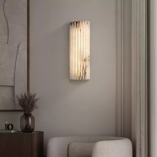 Alabast Væglampe - Riflet Stendesign med Metalramme 0
