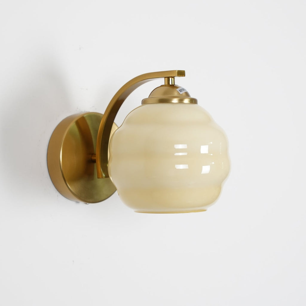 Art Deco Væglampe i Vintage Stil – Dekorative Detaljer til Stemningsfuld Belysning 9