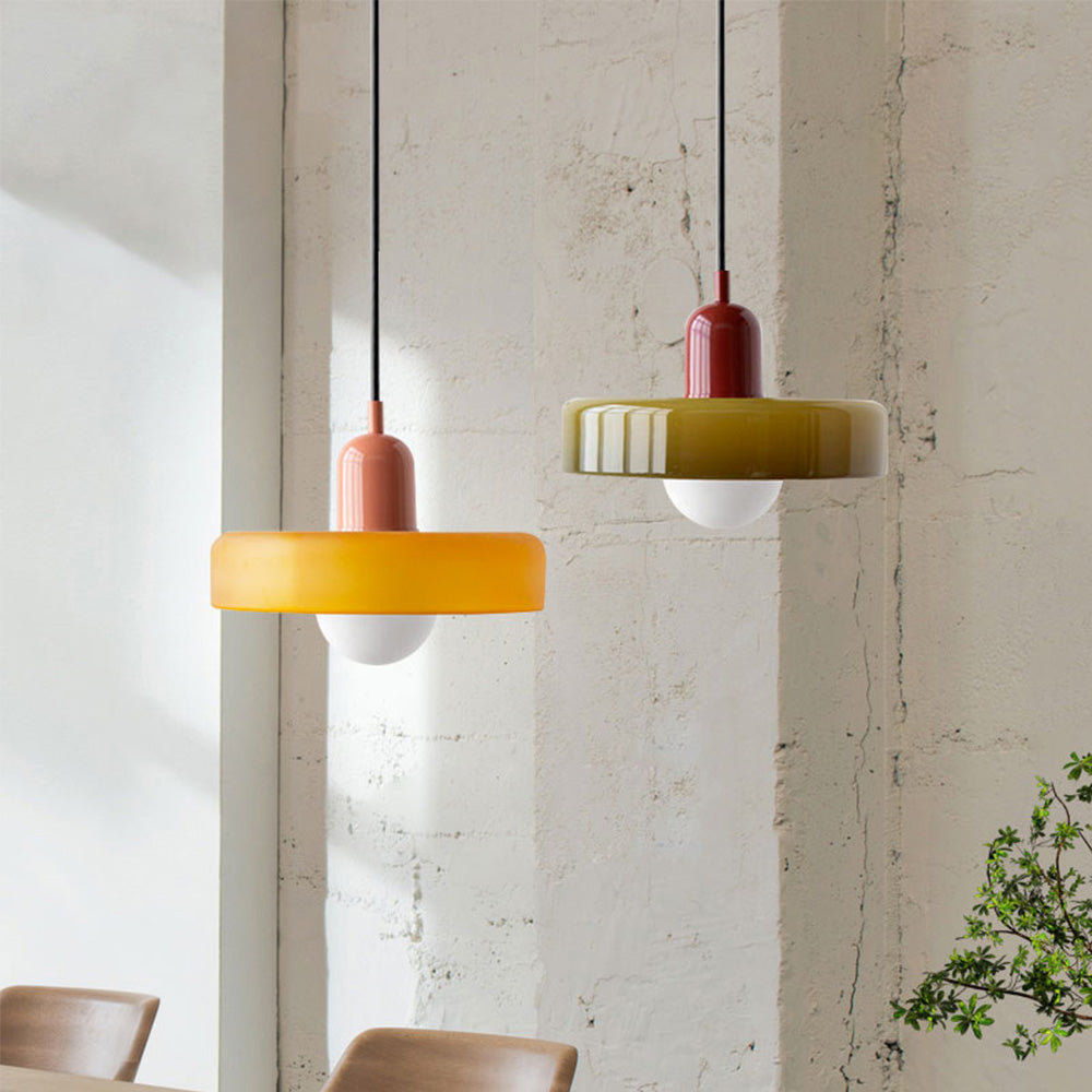 Bauhaus Hængelampe – Farvet Glas med Elegant Design 1