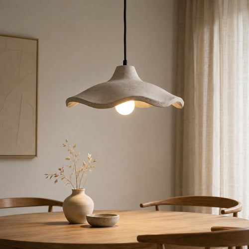 Bølgeformet Pendel Lampe - Sandfarvet Travertin med Organisk Design til Spisebord 0
