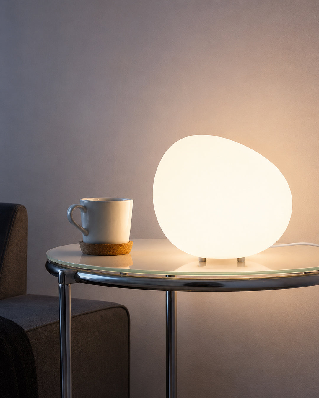 Bordlampe i Frostet Akryl - Organisk Stendesign 4

