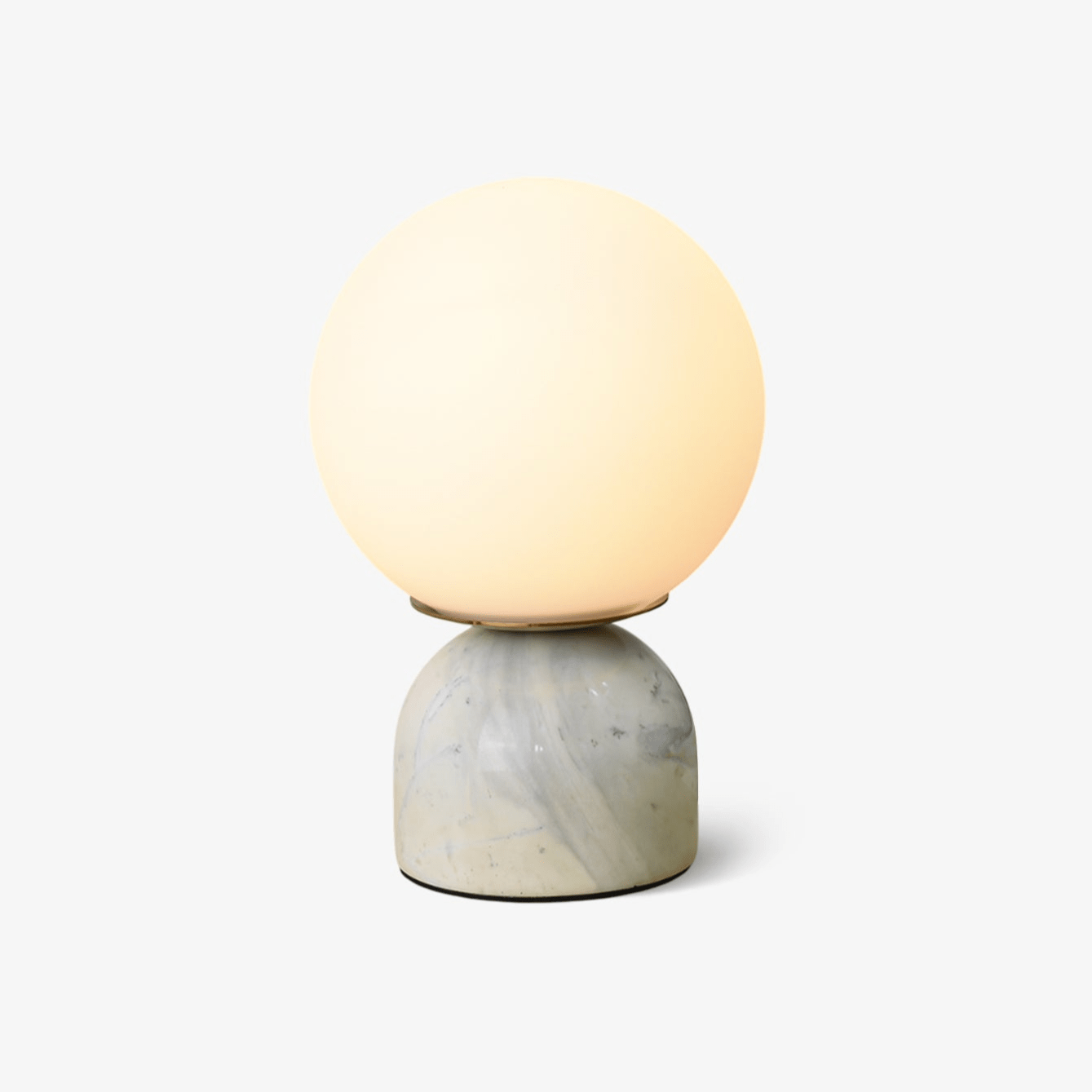 Bordlampe i Marmor – Tidløst Design med Stabil Base og Blødt Lys 1