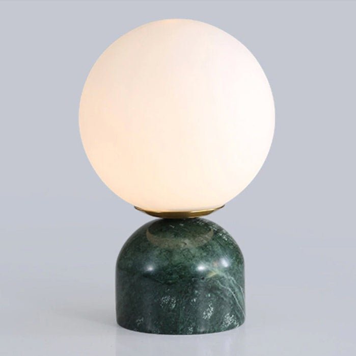 Bordlampe i Marmor – Tidløst Design med Stabil Base og Blødt Lys 8