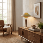 Bordlampe i Træ – Klassisk Design med Varmt Lys og Metalfod 6