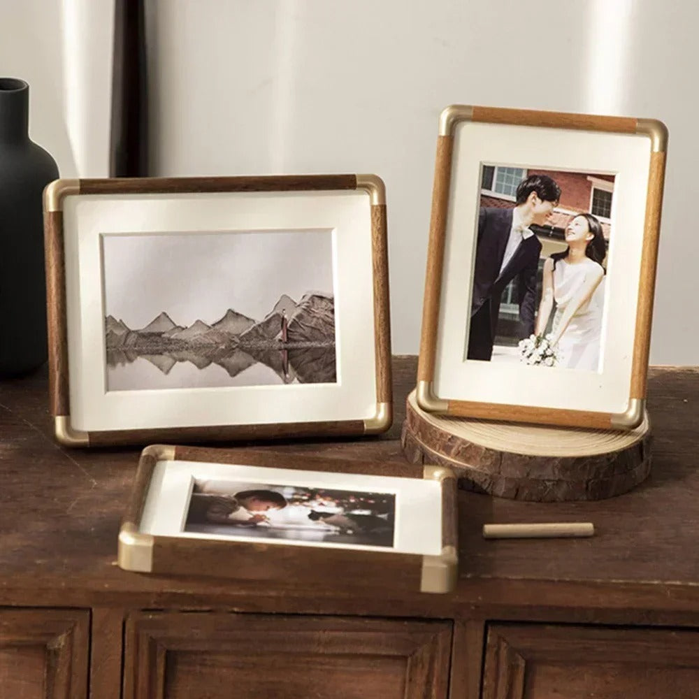 Bordpladefotoramme i Massivt Træ og Messing – Vintage Design til Fotos 2