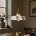 Fransk Loftlampe i Metal – Dekorativ Blomsterdesign til Elegant Belysning 16