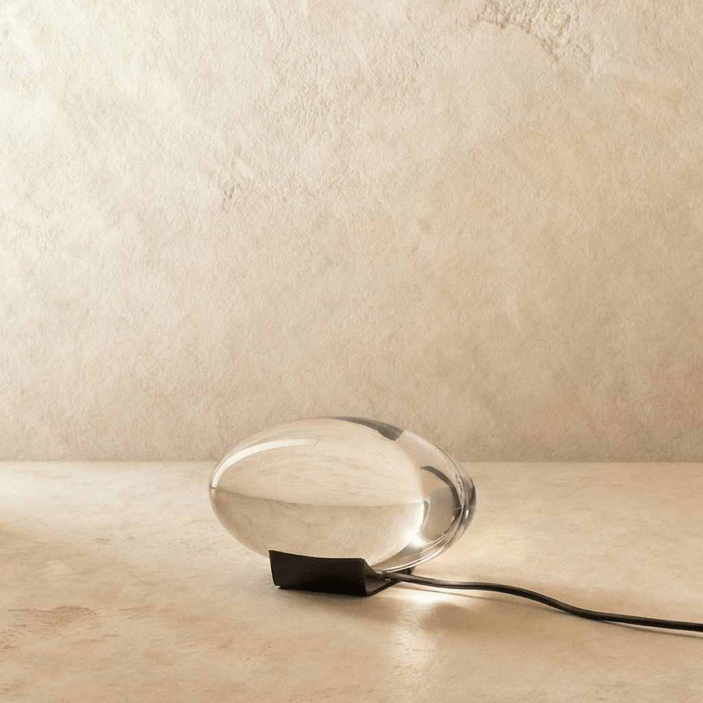 Glas Bordlampe – Dekorative Lysrefleksioner i Tre Stilarter 7