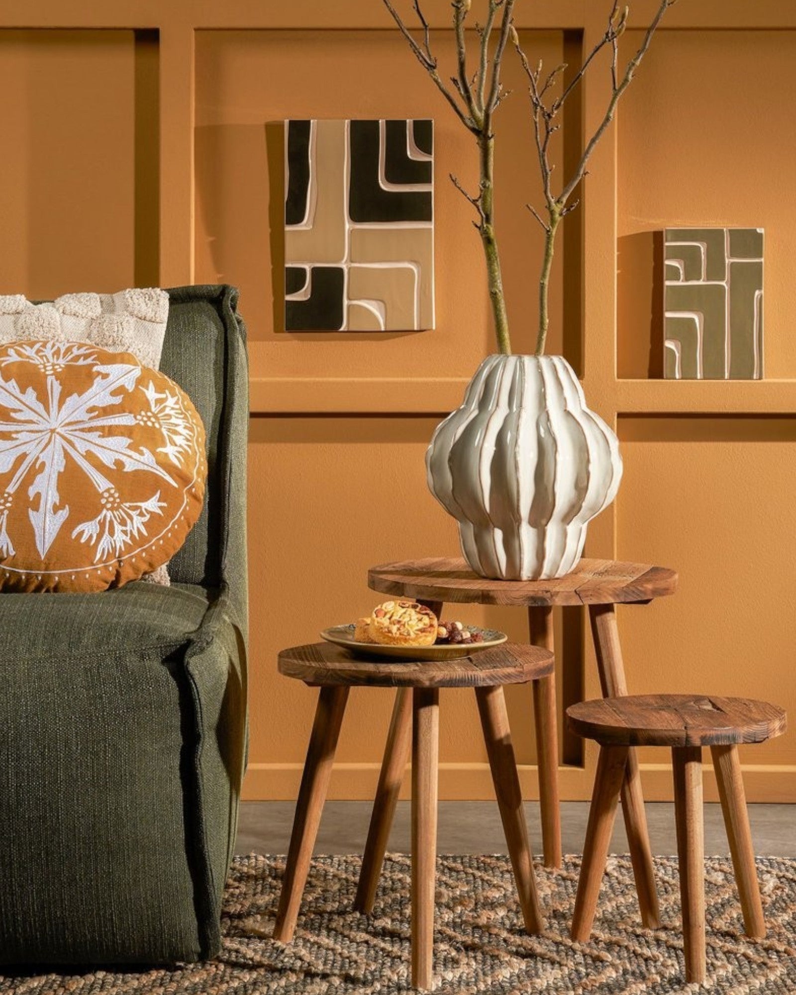 HolzKraft Sidebord | Rundt, Genbrugstræ, 35,5 cm til Sofa 1