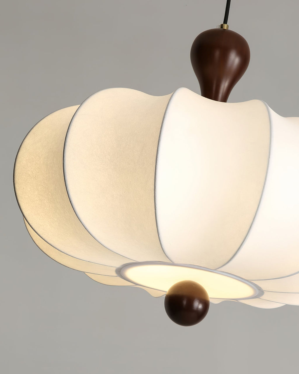 Japandi Pendel Lampe - Organisk Design med Trædetaljer i Valnød 8