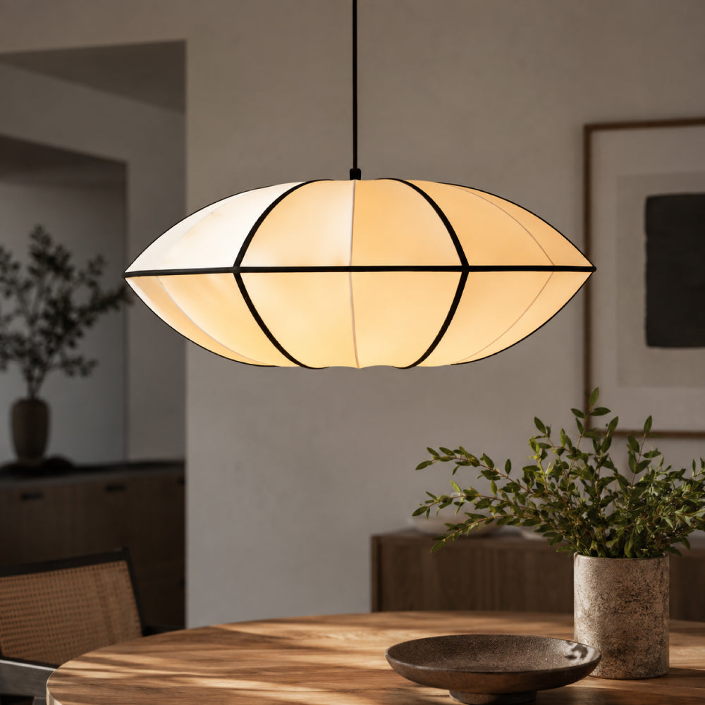 Japandi Pendel Lampe - Oval Stofskærm med Sort Ramme 0
