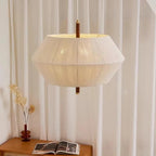 Japandi Pendel Lampe - Stofskærm med Trædetaljer 3
