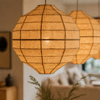 Japandi Pendel Lampe i Naturlig Plantefiber - Vævet Design med Justerbar Ledning 1
