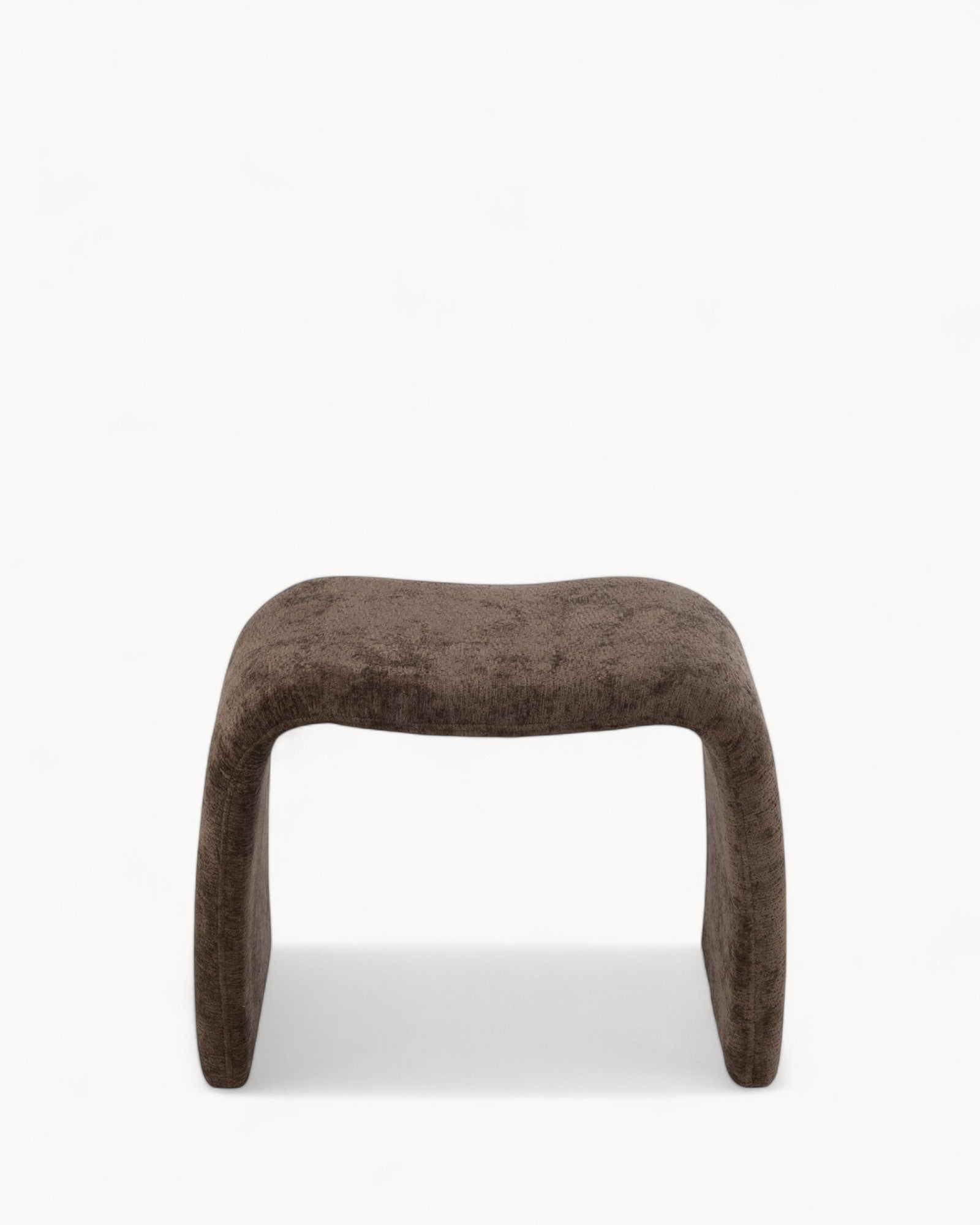 Juno Skammel | Mørkebrunt Tekstil, Komfortabel Design, 47 cm Høj 0