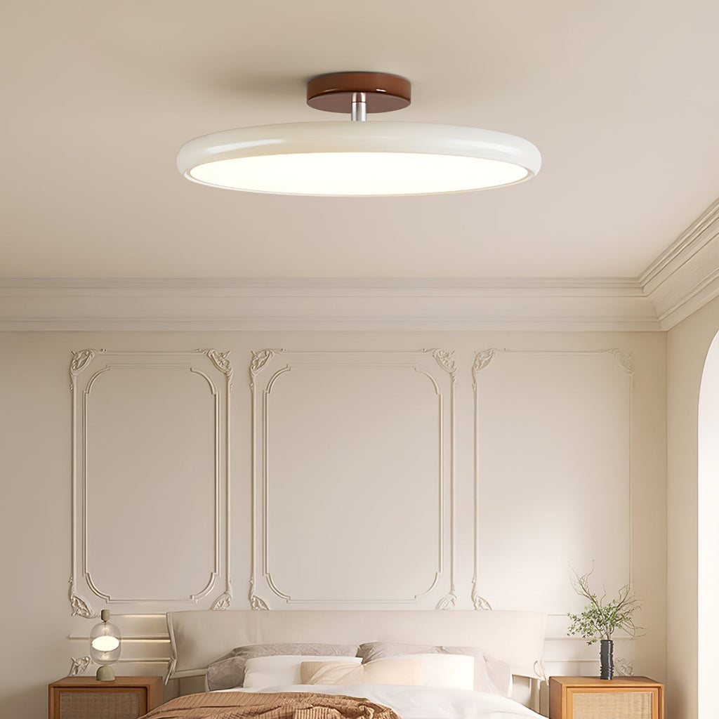 Justerbar Loftslampe – Minimalistisk Design i Farverig Metal og Acryl 9