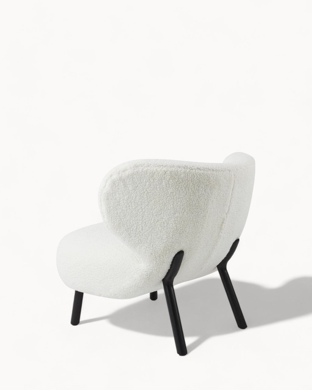 Kita Vintage Lænestol | Blød Uldpolstring, Elegant Design 2