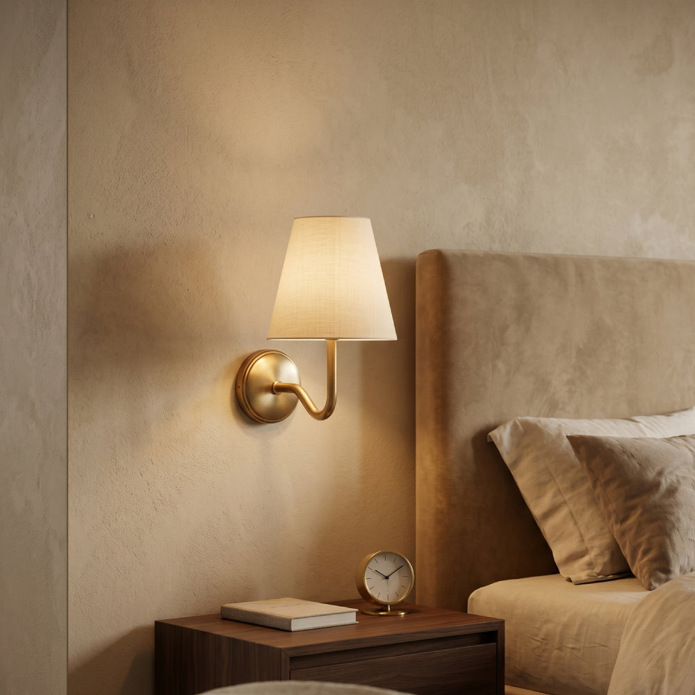 Lille Væglampe Messing – Alabast Hvid med Antik Finish til Minimalistisk Design 4