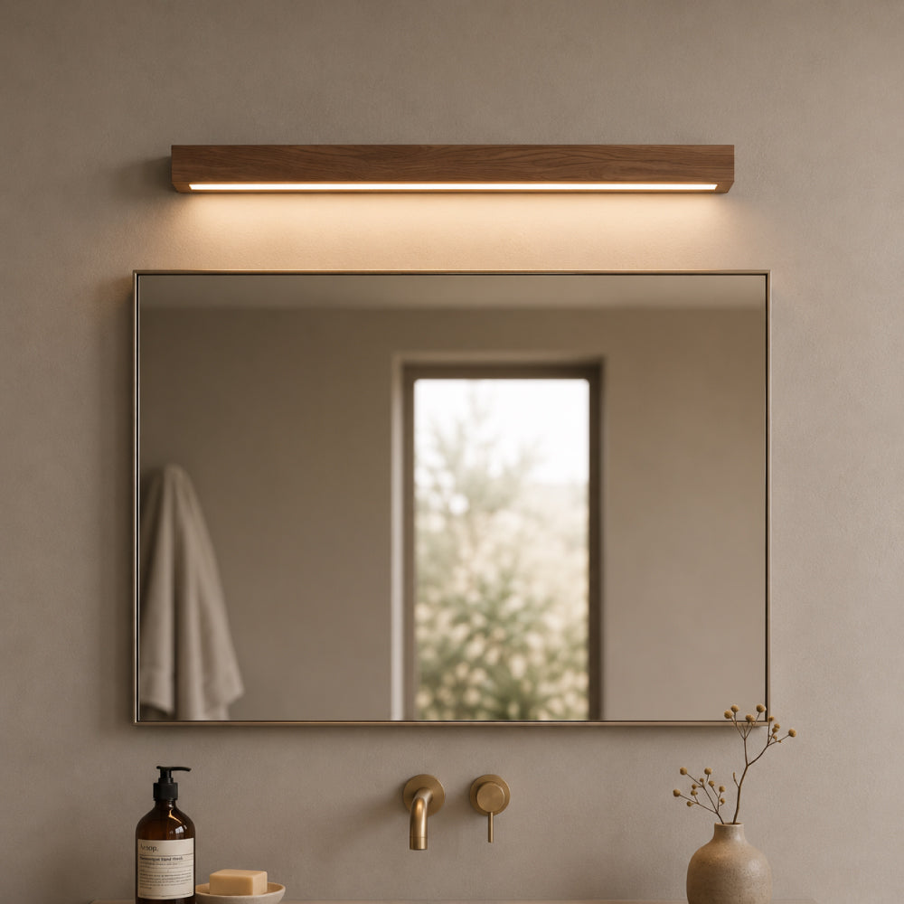 Lineær Spejllampe til Badeværelse - Minimalistisk Væglampe med Integreret LED 1


