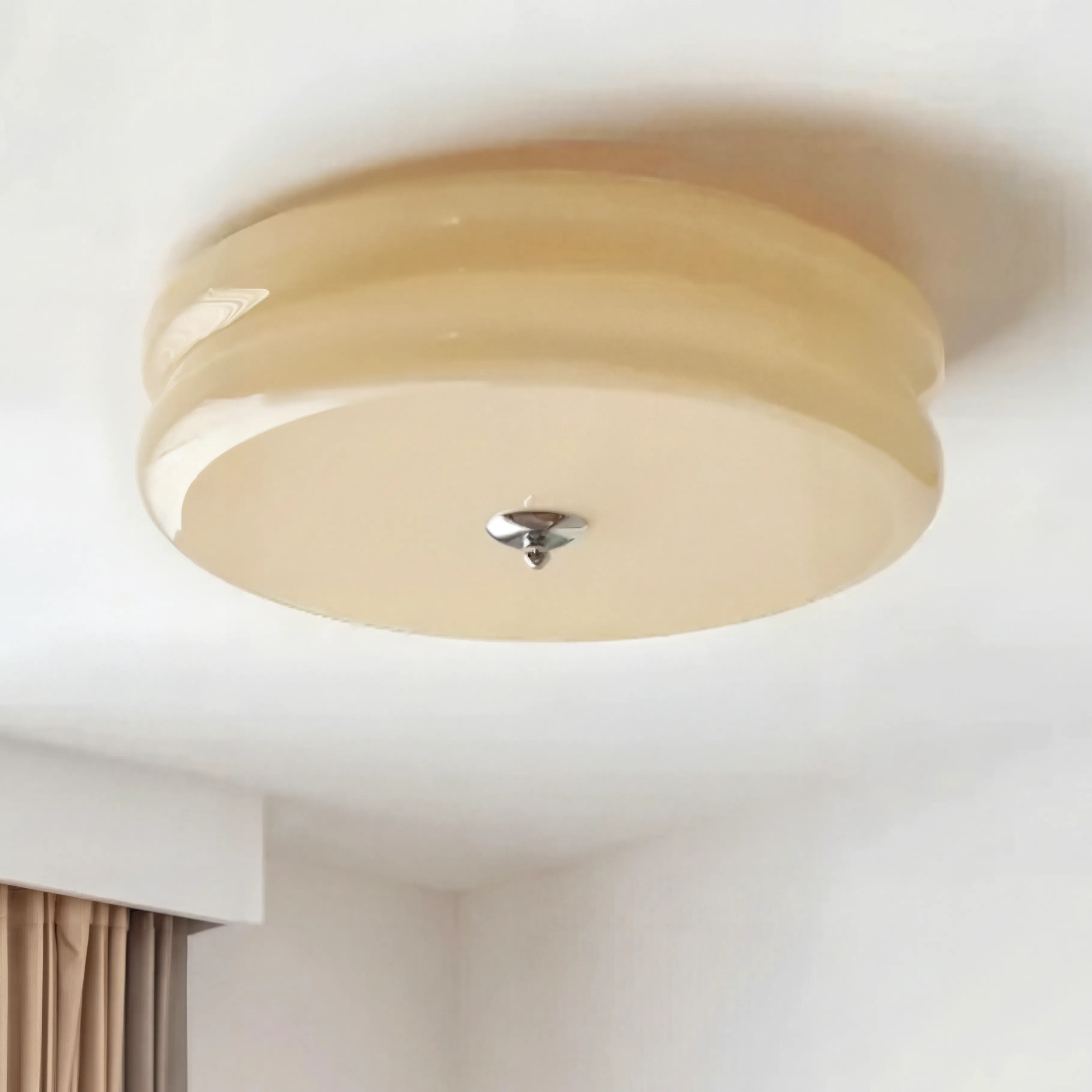 Loftlampe Glas – Elegant Bauhaus Design med Klar Belysning og Metalramme 2