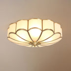 Loftlampe i Blomsterform – Matteret Glas med Messingdetaljer, Dæmpbar Belysning 16