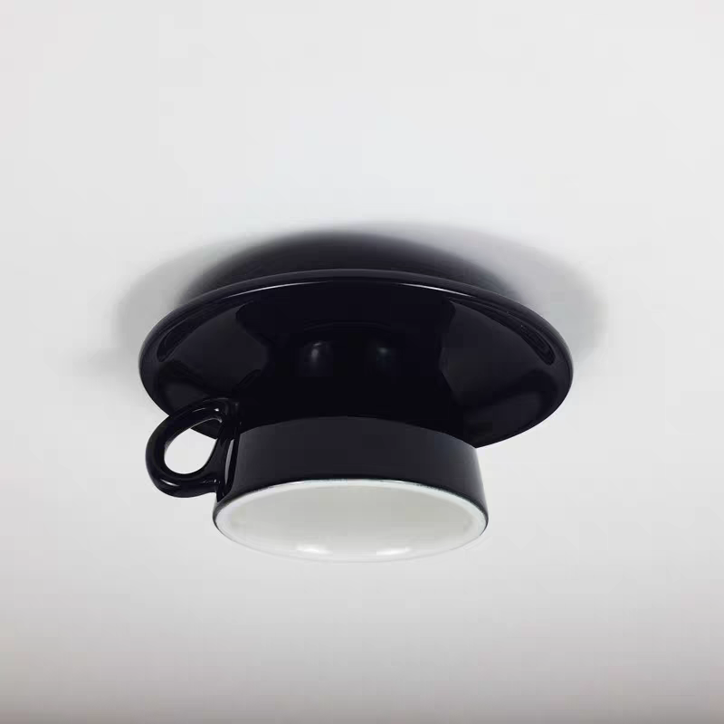 Loftslampe i Keramik – Unikt og Charmerende Kaffekopdesign 7