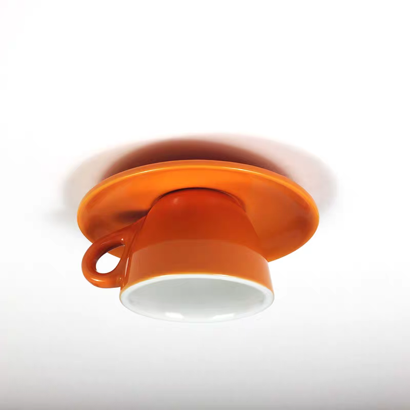 Loftslampe i Keramik – Unikt og Charmerende Kaffekopdesign 8
