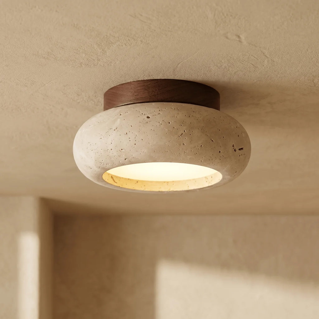 Loftslampe i Travertin med Valnøddetaljer til Gang og Stue 0