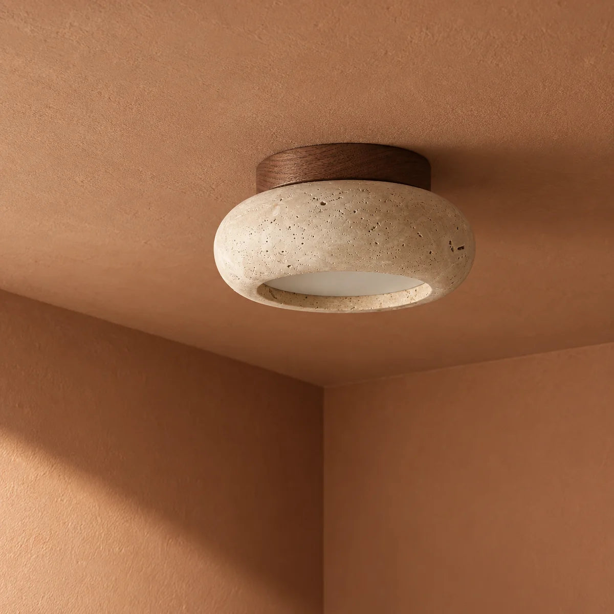 Loftslampe i Travertin med Valnøddetaljer til Gang og Stue 6