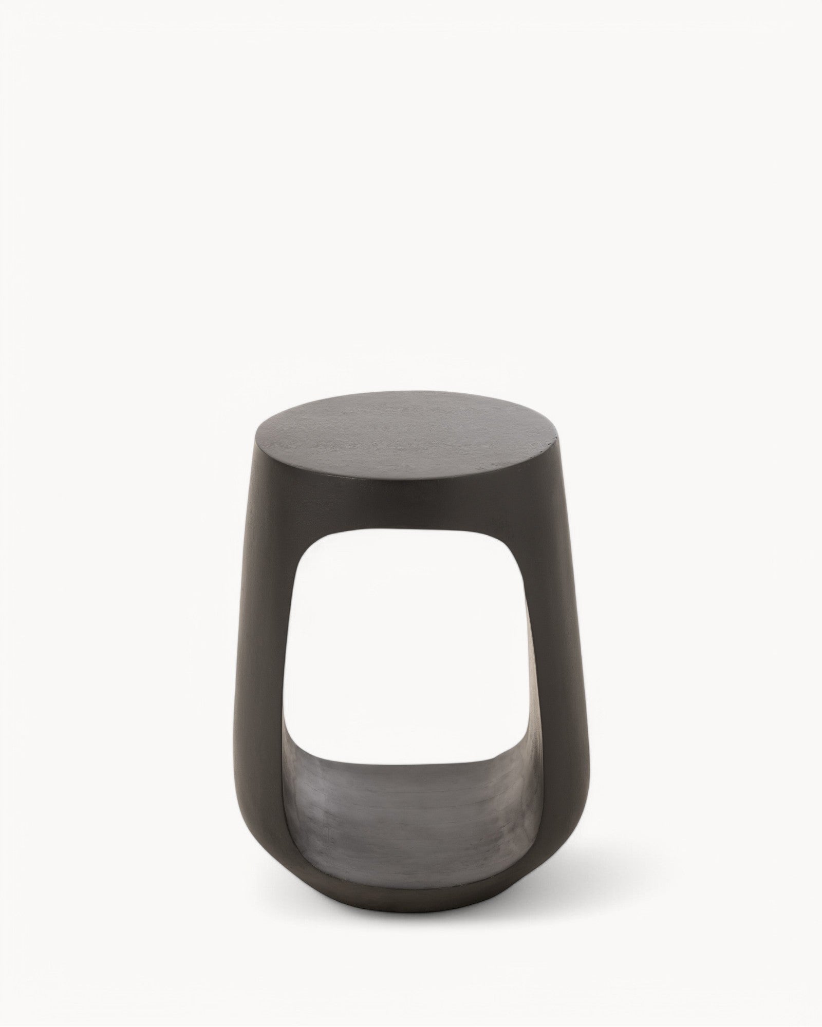 Mango Sidebord | Massivt Mangotræ, Elegant Sort Finish, Kompakt Design 1