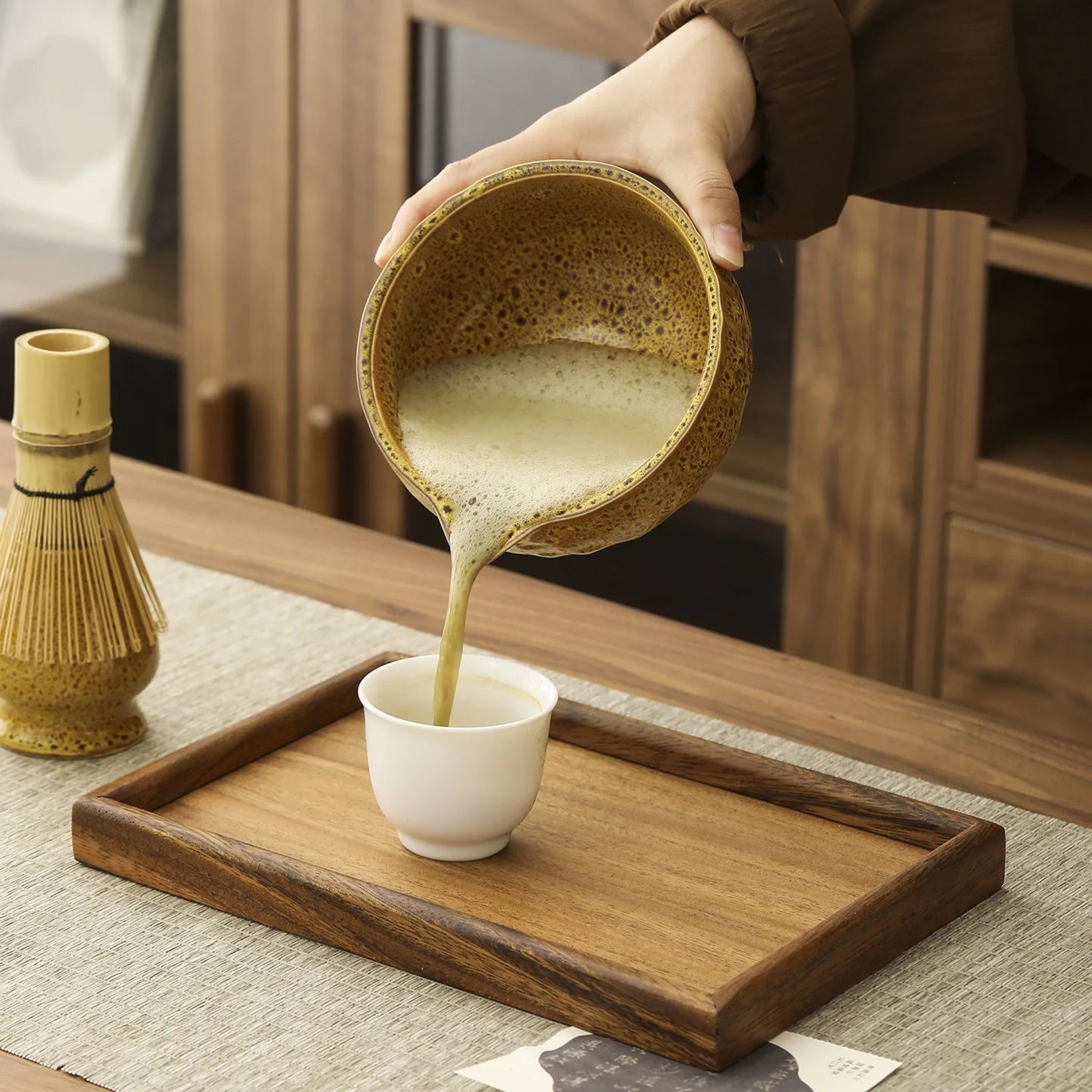 Matcha Sæt – 5 Dele i Keramik og Bambus med Unik Ovntransformation 4