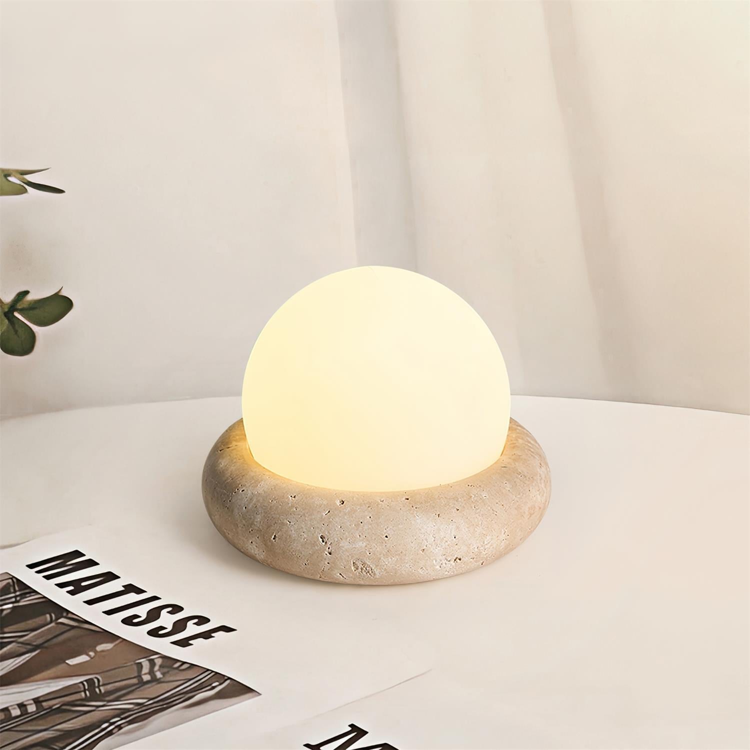 Mini Bordlampe – Kompakt Design med Effektiv Belysning til Læsning 4