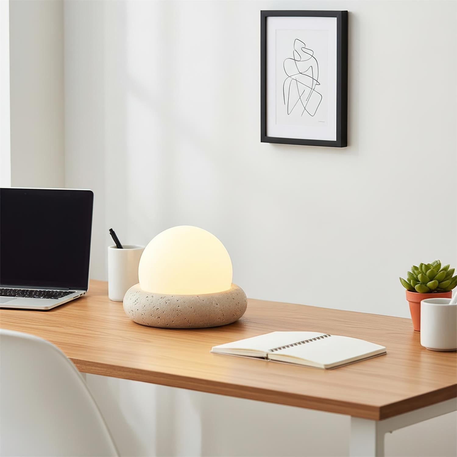 Mini Bordlampe – Kompakt Design med Effektiv Belysning til Læsning 6