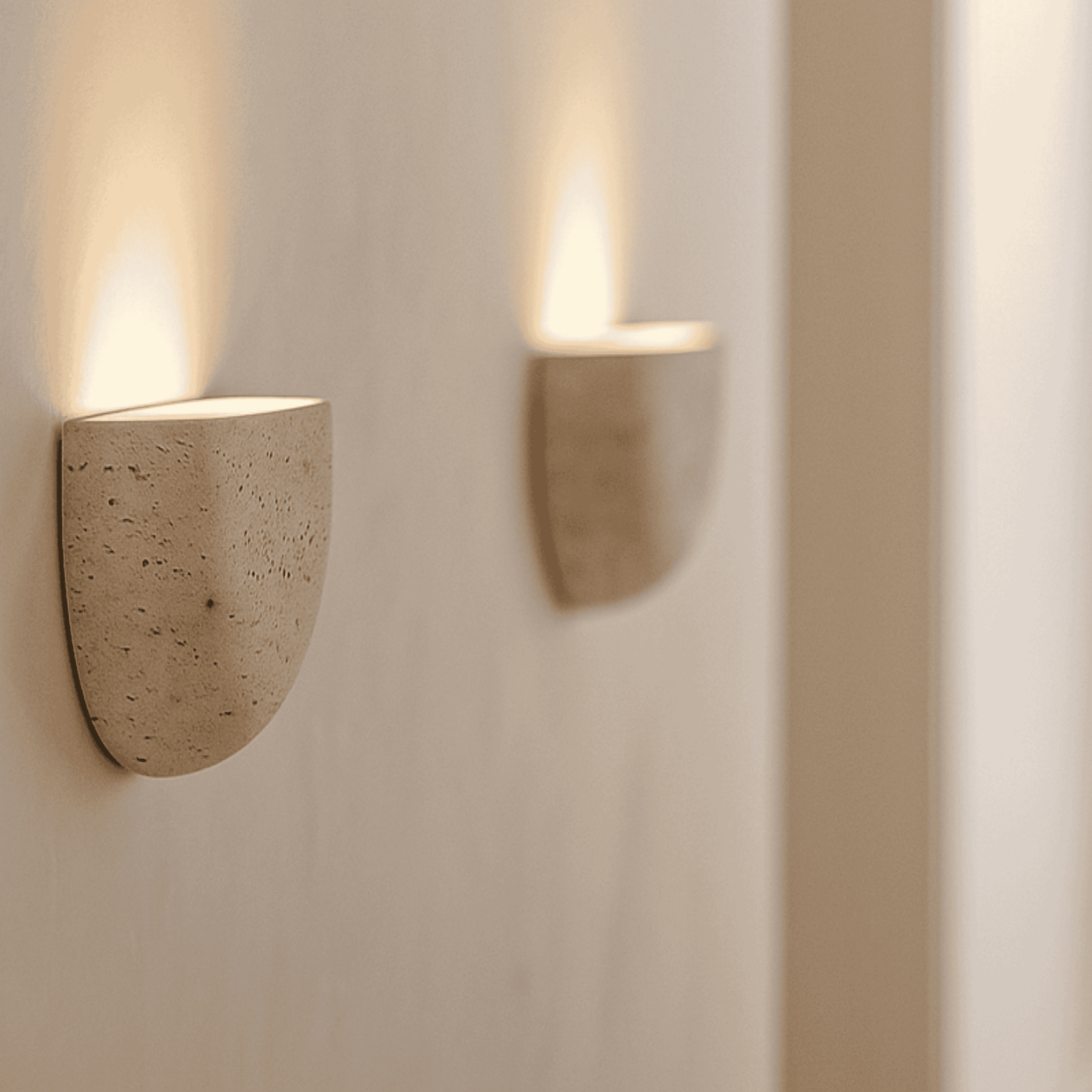 Minimalistisk Travertin Væglampe – Unikt Design med Beroligende Lys 1