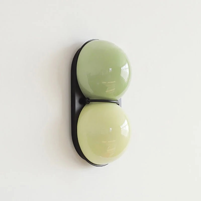 Moderne Glasvæglampe med To Kugleformede Skærme – Elegant Belysning 15