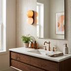 Moderne Glasvæglampe med To Kugleformede Skærme – Elegant Belysning 4