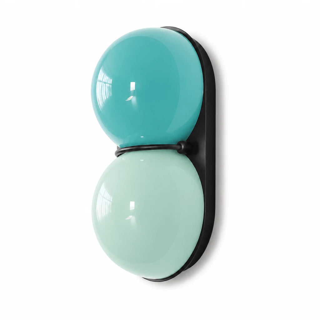 Moderne Glasvæglampe med To Kugleformede Skærme – Elegant Belysning 9
