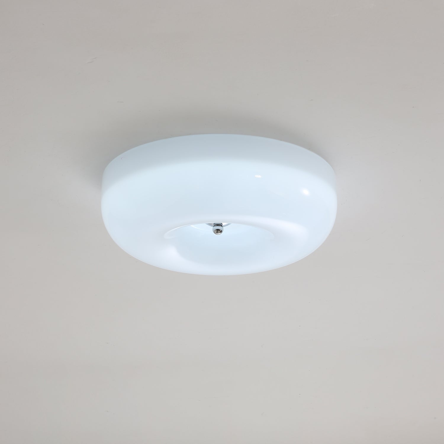 Moderne Loftslampe i Glas - Hvirvlende Mønster med Krom Detaljer 10