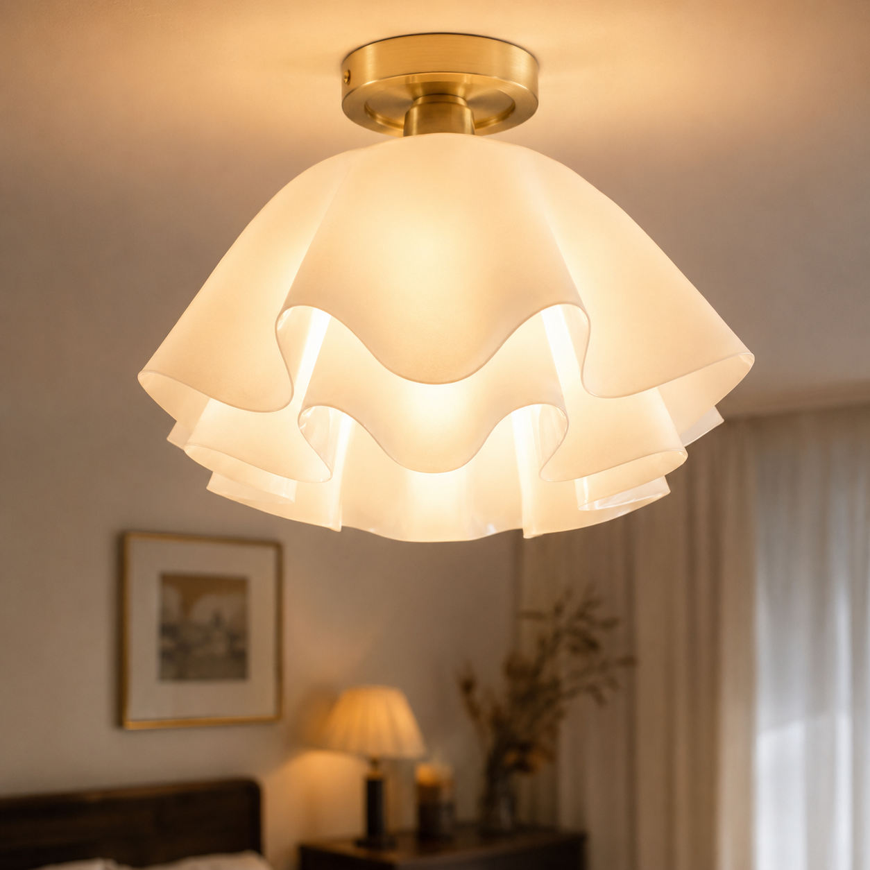 Moderne Loftslampe i Metal – Varm Belysning til Stue og Soveværelse 8
