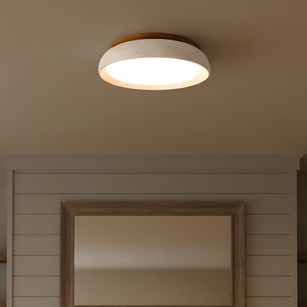 Moderne Rund Loftslampe i Travertin – Elegant Design med Blødt Lys 2