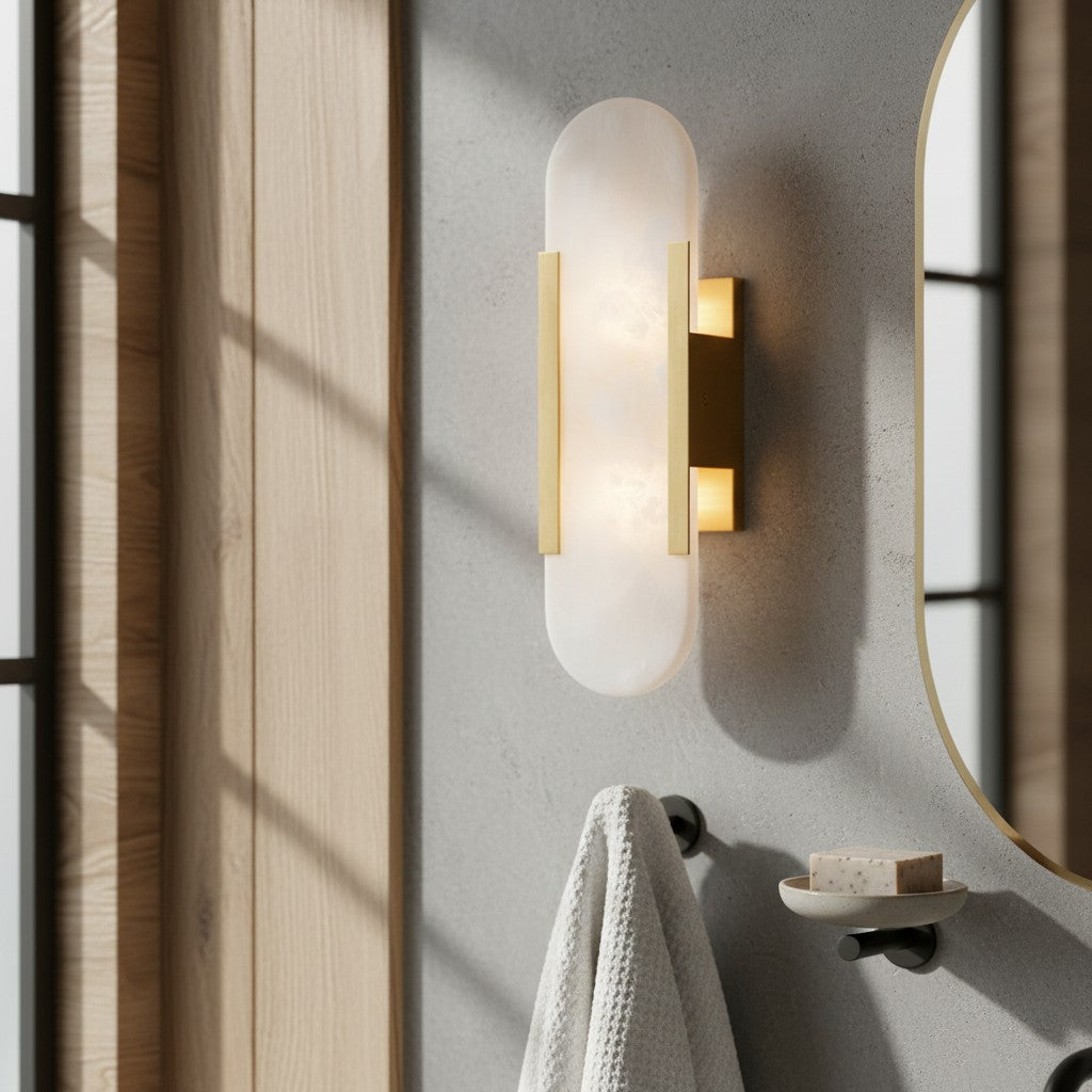Moderne Væglampe i Alabast og Messing – Geometrisk Design med Blødt Lys 3