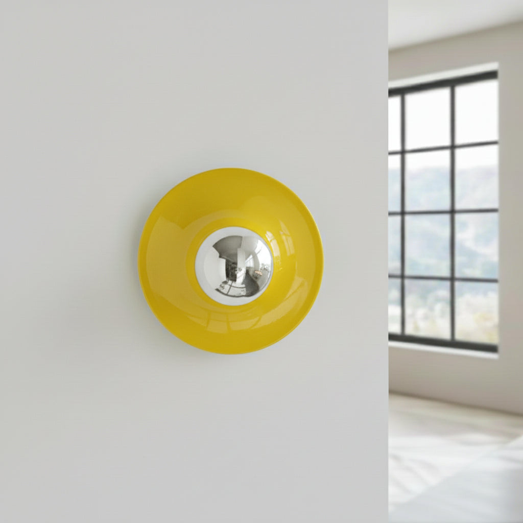 Moderne Væglampe i Lakeret Jern – Integreret LED med Farverig Finish 3