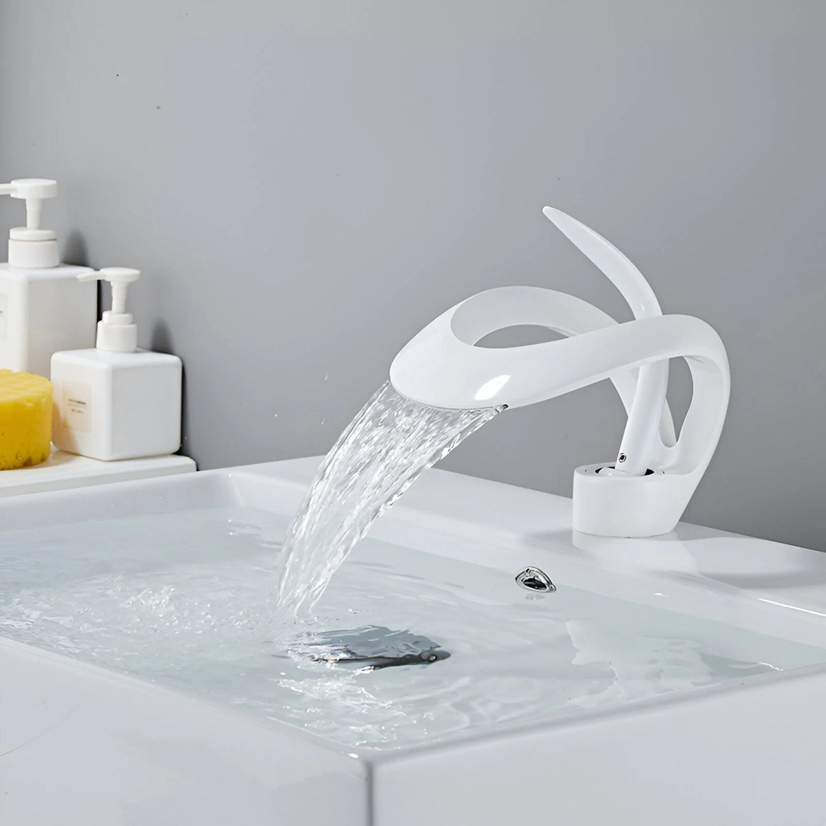 Moderne Vandfaldsarmatur til Håndvask i Messing med Bredt Kaskadeudløb 13