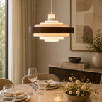Nordisk Pendel Lampe i Metal og Valnød - Skulpturelt Lagdesign med Moderne Silhuet 15