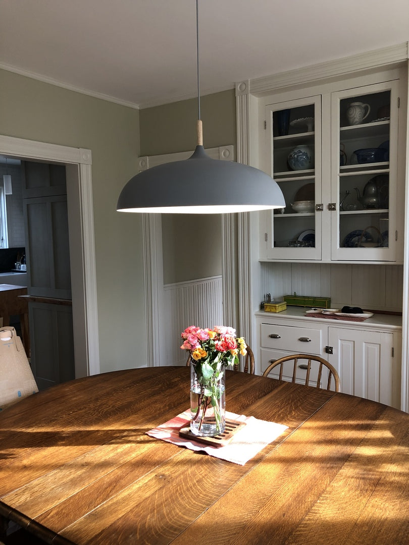 Nordisk Pendel Lampe i Træ - Pastelfarvet Kuppelskærm 12