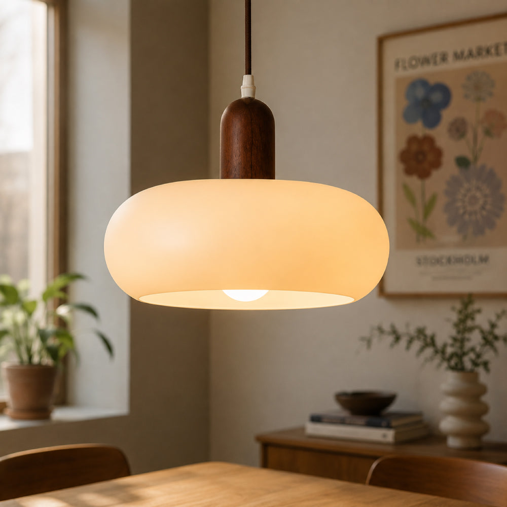 Nordisk Pendellampe i Creme - Justerbar Højde i Træ og Glas 8