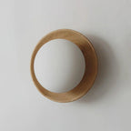 Nordisk Væglampe i Naturtræ – Minimalistisk Design med Blød Belysning 7