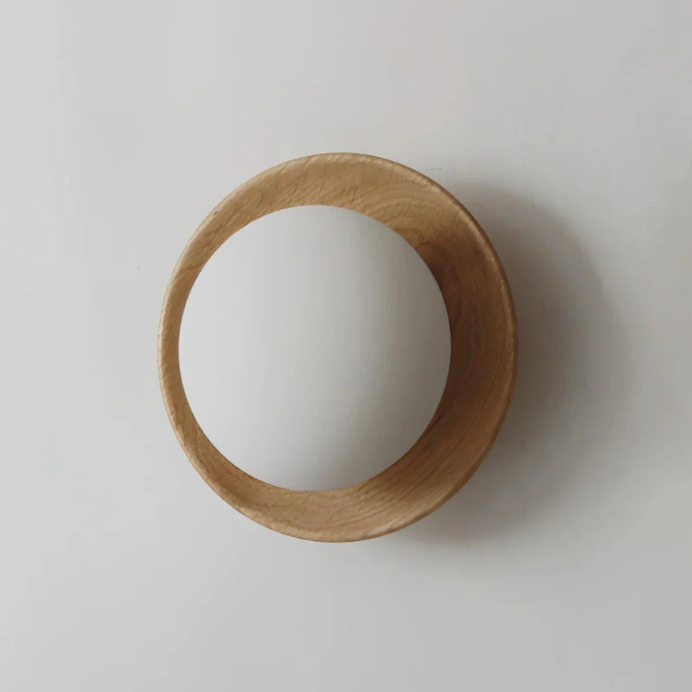 Nordisk Væglampe i Naturtræ – Minimalistisk Design med Blød Belysning 7