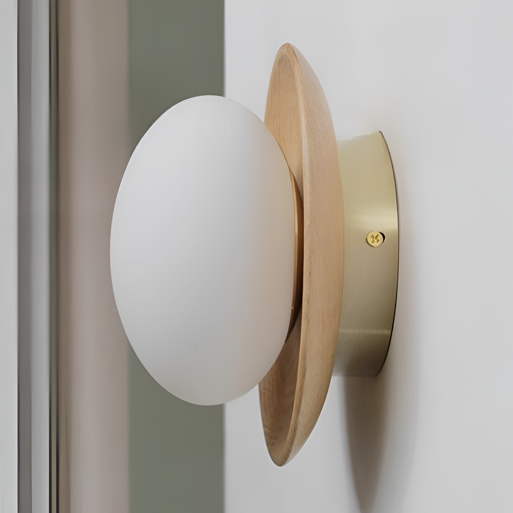 Nordisk Væglampe i Naturtræ – Minimalistisk Design med Blød Belysning 8