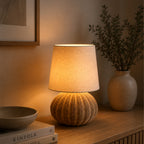 Rattan Bordlampe - Kugleformet Fod med Naturlig Linnedskærm 0
