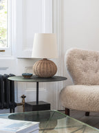 Rattan Bordlampe - Kugleformet Fod med Naturlig Linnedskærm 3
