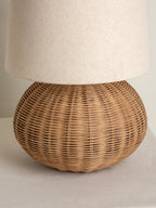 Rattan Bordlampe - Kugleformet Fod med Naturlig Linnedskærm 7
